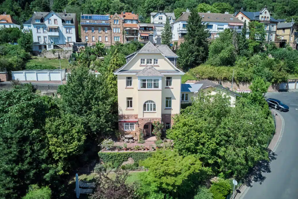 Immobilienbewertung in Gelnhausen für Denkmalgeschützte Stadtvilla in Gelnhausen mit historischer Architektur im Main-Kinzig-Kreis